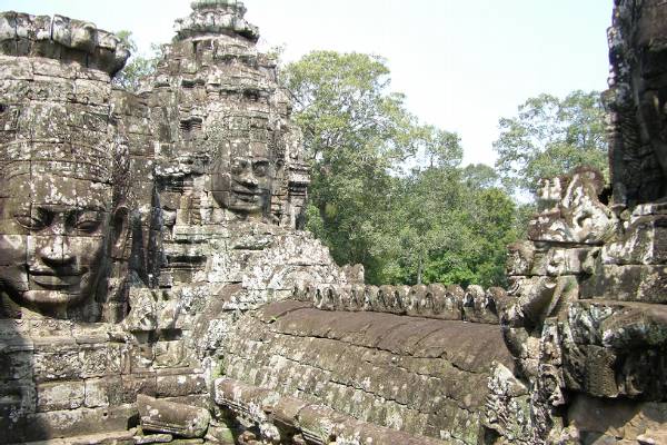 Bayon faces